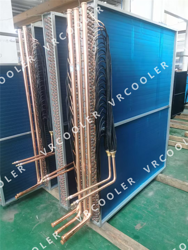 What is the difference between a fin tube condenser and an evaporator